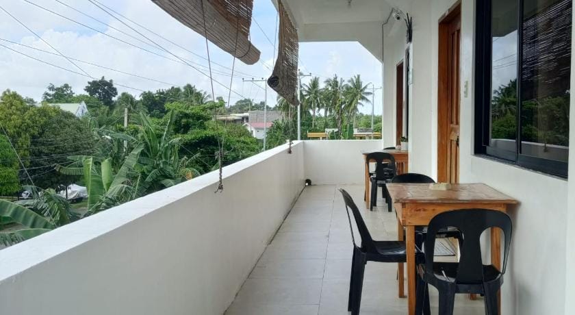 Maui Homestay Bed and Breakfast in General Luna