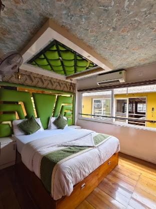 ANUGRAHA HOUSEBOAT  Apartment in Alappuzha