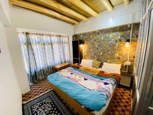 Ashoor Residency leh Apartment in India