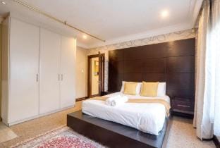 Stylish 2-Bed Umhlanga Apartment | Pool & Patio Apartment in Umhlanga