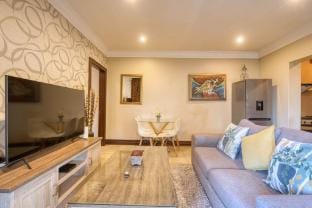 Stylish 2-Bed Umhlanga Apartment | Pool & Patio Apartment in Umhlanga