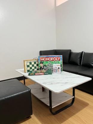 Jade Condo Netflix/Wifi/Karaoke w/Cinema Projector Apartment in Bacoor