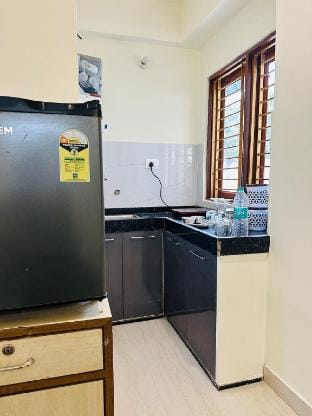 Cozy Studio Room & Kitchen• 43 TV• Netflix• Wifi Apartment in Jaipur