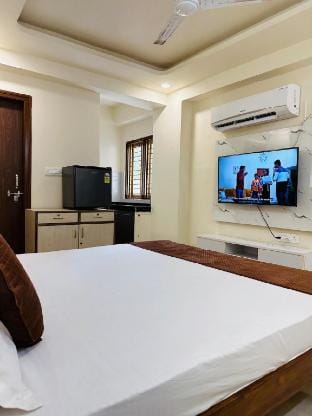Cozy Studio Room & Kitchen• 43 TV• Netflix• Wifi Apartment in Jaipur