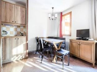 Residence LAlbane Apartment in Provence-Alpes-Côte d'Azur