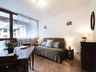 Studio for 4 People Apartment in Saint-Lary-Soulan