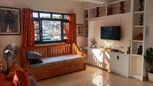 Overlooking Affordable Near Town Guisad Transient Apartment in Baguio
