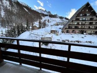 Rooms for 6 People Apartment in Provence-Alpes-Côte d'Azur