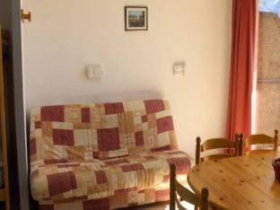 Apartment in Reallon near Mountain Slopes Apartment in Provence-Alpes-Côte d'Azur