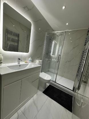 London 1 bed Luxe flat Ilford Beautiful Apartment in Barking
