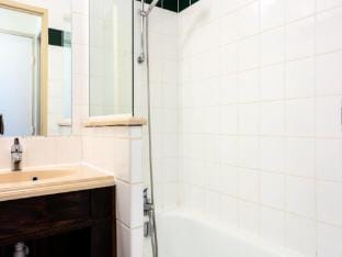 Apartment in Argentat with Pool  Canoeing Apartment in Argentat-sur-Dordogne