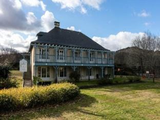 Apartment in Argentat with Heated Pool Apartment in Argentat-sur-Dordogne
