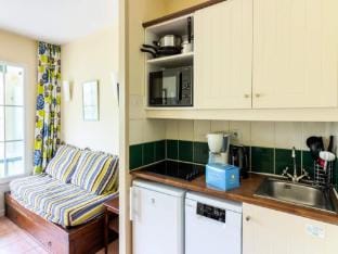 Apartment in Argentat with Heated Pool Apartment in Argentat-sur-Dordogne