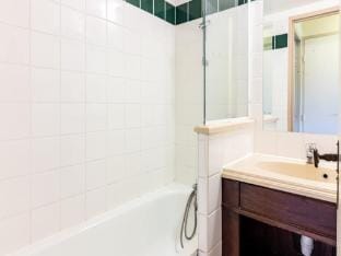 Apartment in Argentat with Heated Pool Apartment in Argentat-sur-Dordogne