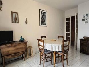 Rooms for 4 People Apartment in Brittany