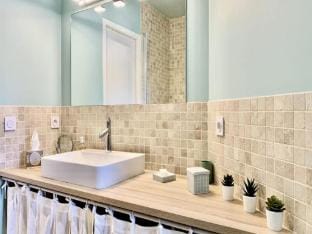 The Pearl Hypercenter Renovated Apartment in Grenoble