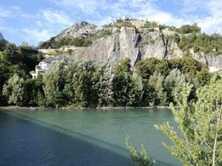 The Berriat Spacious T4 3 Bedrooms Apartment in Grenoble