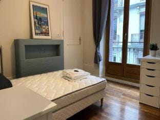 The Berriat Spacious T4 3 Bedrooms Apartment in Grenoble