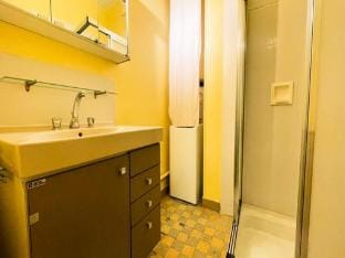 Apartment in Grenoble near Train Station Apartment in Grenoble