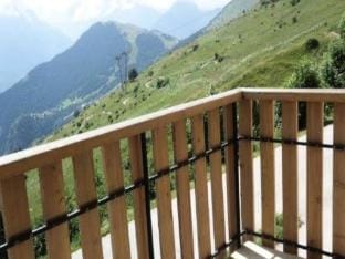 Apartment in Vieil Alpe near Alpe Express Apartment in Huez