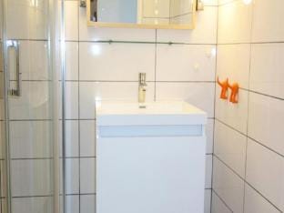 Studio in Vieil Alpe near Ski Lifts Apartment in Huez