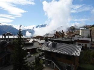 Apartment in France with Ski-In Access Apartment in Huez