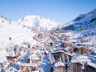 Apartment in Les 2 Alpes near Ski Slopes Apartment in Les Deux Alpes
