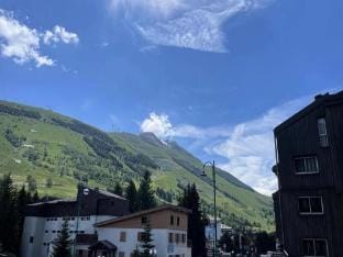 Apartment in Champame near Belle-Etoile Lift Apartment in Les Deux Alpes