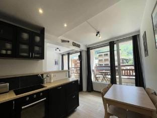Apartment in Champame near Belle-Etoile Lift Apartment in Les Deux Alpes