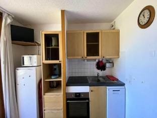 Apartment in Les 2 Alpes with Ski-On Access Apartment in Les Deux Alpes