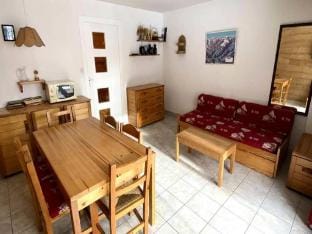 Apartment in Champame with Terrace Views Apartment in Les Deux Alpes