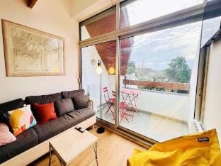 Residence with Swimming Pool and Beach Apartment in Quiberon