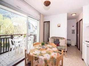 Apartment in Sensoria with Stunning Balcony Views Apartment in Saint-Lary-Soulan