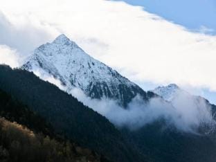 Duplex in French Alps near Cable Car Apartment in Saint-Lary-Soulan