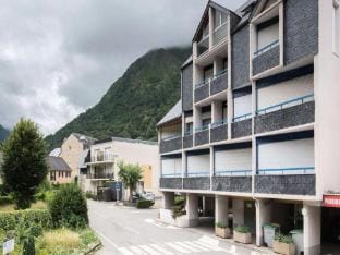 Studio in Saint-Lary with Pyrenees Views Apartment in Saint-Lary-Soulan