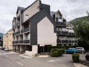 Studio in Saint-Lary with Pyrenees Views Apartment in Saint-Lary-Soulan