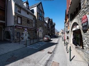 Apartment in Saint-Lary near Thermal Baths Apartment in Saint-Lary-Soulan