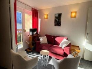 Apartment in Aspin with Sunny Balcony Apartment in Saint-Lary-Soulan
