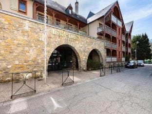 Apartment in Saint Lary near Thermal Baths Apartment in Saint-Lary-Soulan