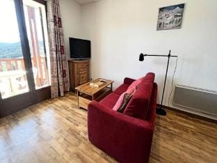 Apartment in France near Chairlift Apartment in Occitanie