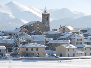 Apartment in France near Chairlift Apartment in Occitanie