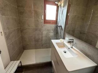Residence La Baie De Memard for 4 people Apartment in Aix-les-Bains