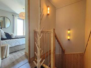 Chalet in La Charmette with Ski-InSki-Out Apartment in Les Avanchers-Valmorel