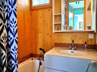 Apartment in Fontaine at the Foot of the Slopes Apartment in Les Avanchers-Valmorel