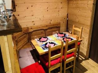 Apartment in La Foret near Planchamp Slopes Apartment in Les Avanchers-Valmorel