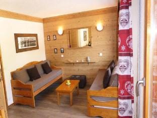 Apartment in La Foret near Ski Slopes Apartment in Les Avanchers-Valmorel