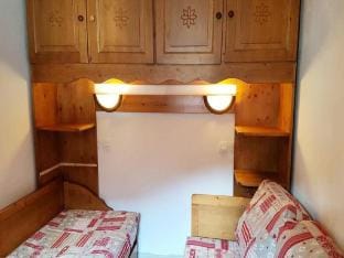 Apartment in La Foret near ESF Lessons Apartment in Les Avanchers-Valmorel