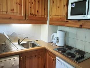 Apartment in France near Ski Slopes Apartment in Les Avanchers-Valmorel