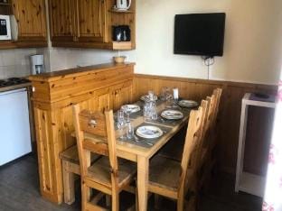Apartment in France near Ski Slopes Apartment in Les Avanchers-Valmorel