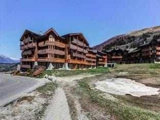 Apartment in Valmorel near Ski Lifts Apartment in Les Avanchers-Valmorel